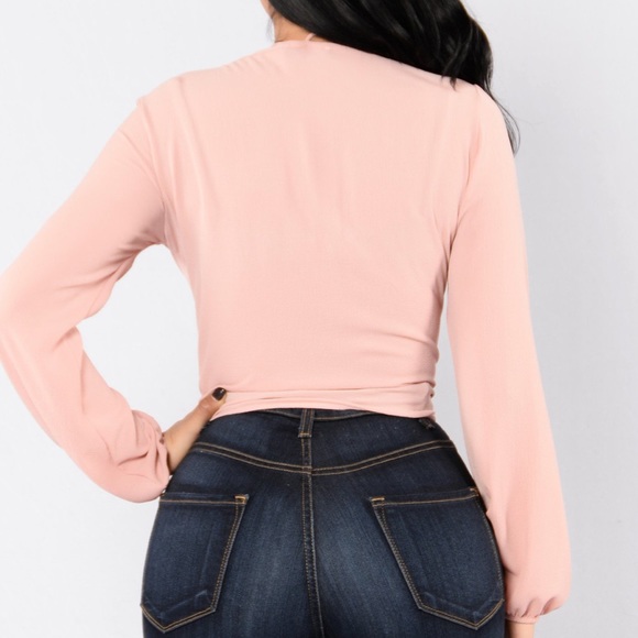 NWT. Cute pastel pink top - Picture 2 of 4